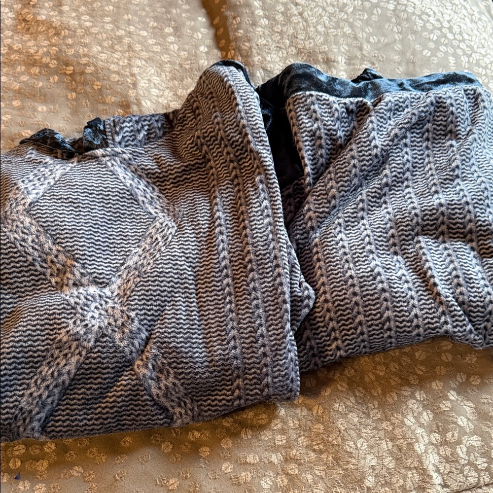Simply Vera Vera Wang Blue and White Patterned Pajamas